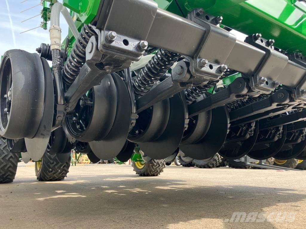 John Deere 750A Drills