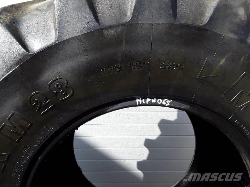 Michelin XM28 Tyres, wheels and rims