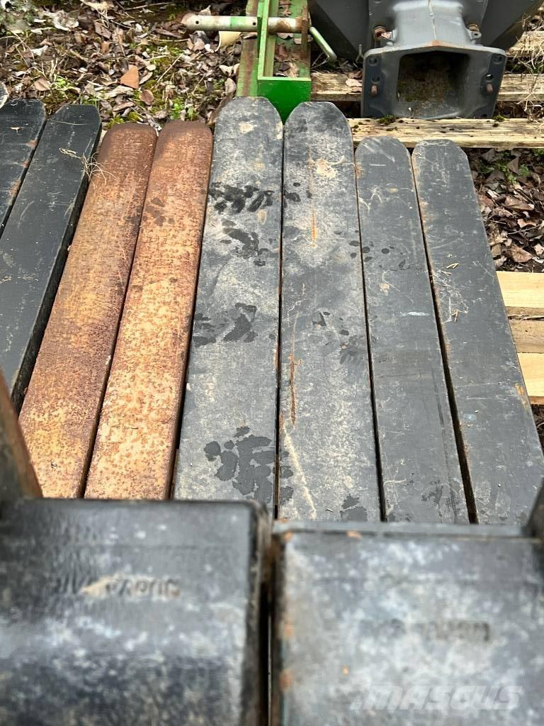 Merlo Pallet Forks Other loading and digging and accessories