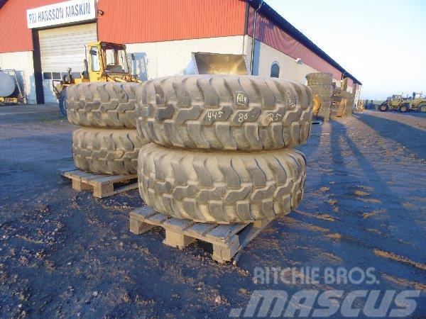  Däck + fälg 445-80-25 Tyres, wheels and rims