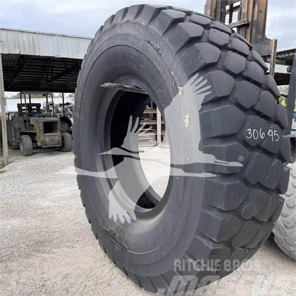 Bridgestone 30.00R51 Tyres, wheels and rims