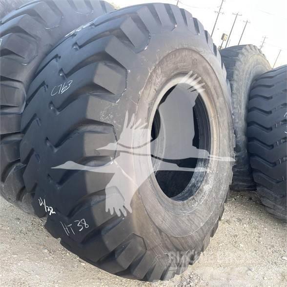Firestone 29.5x35 Tyres, wheels and rims