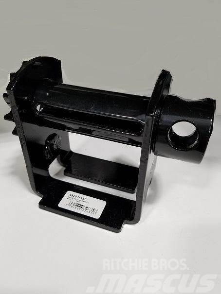  ANCRA INTERNATIONAL DOUBLE L WINCH TRACK SLIDER 7M Other components