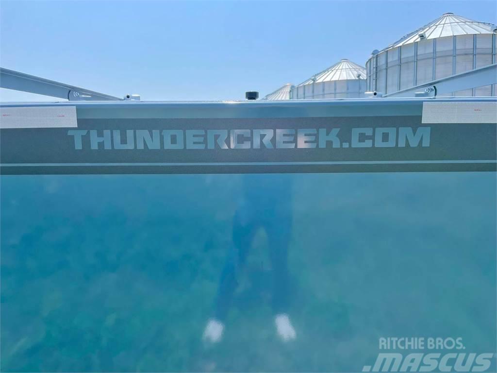  Thunder Creek FST990 Tanker trailers
