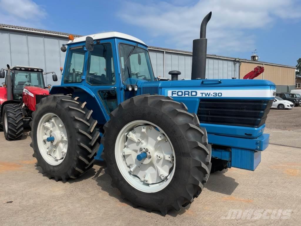  County 1884 Tractors