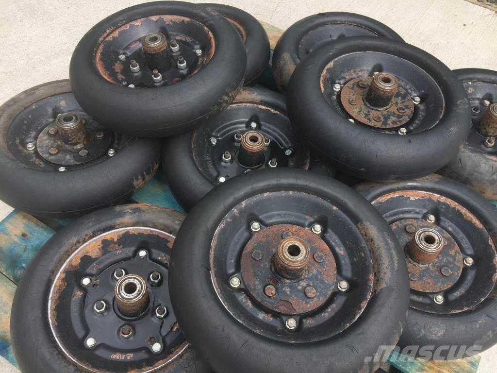  Mzuri Other tractor accessories