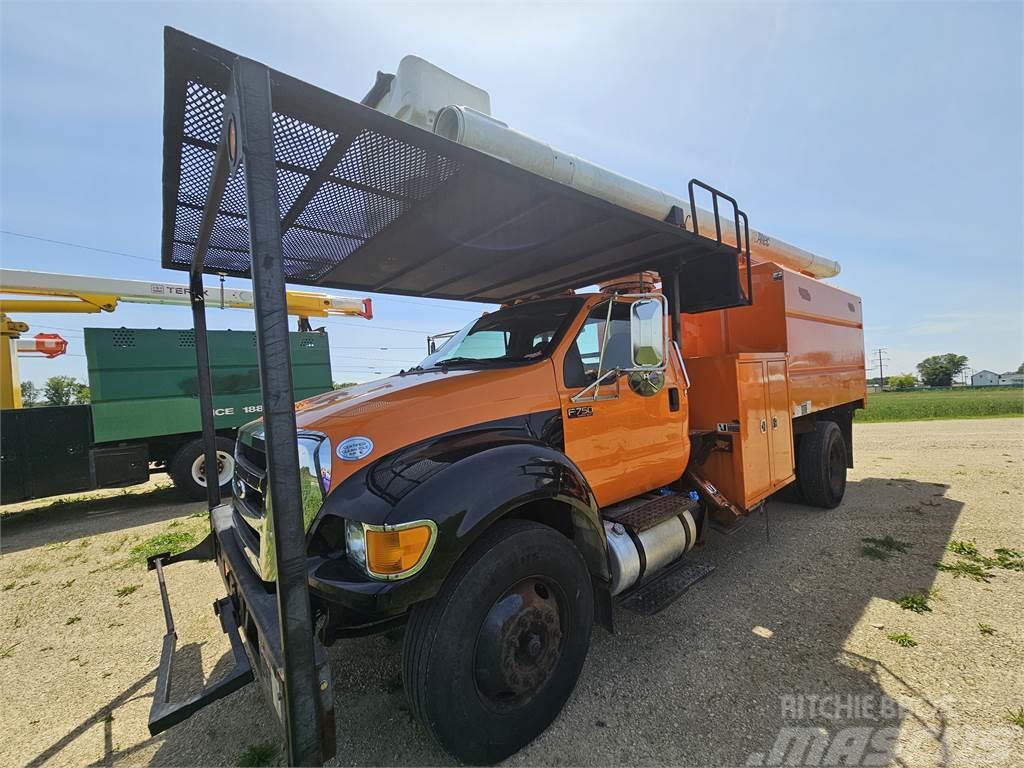 Ford / Altec F750 / LR756 Truck & Van mounted aerial platforms