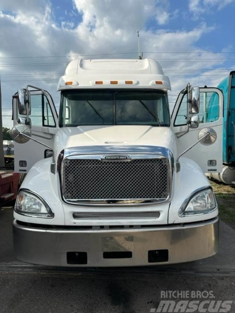 Freightliner Columbia Tractor Units