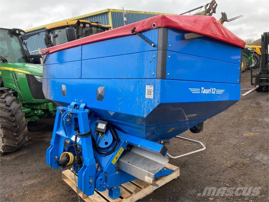 Lemken Tauri 12 Manure spreaders