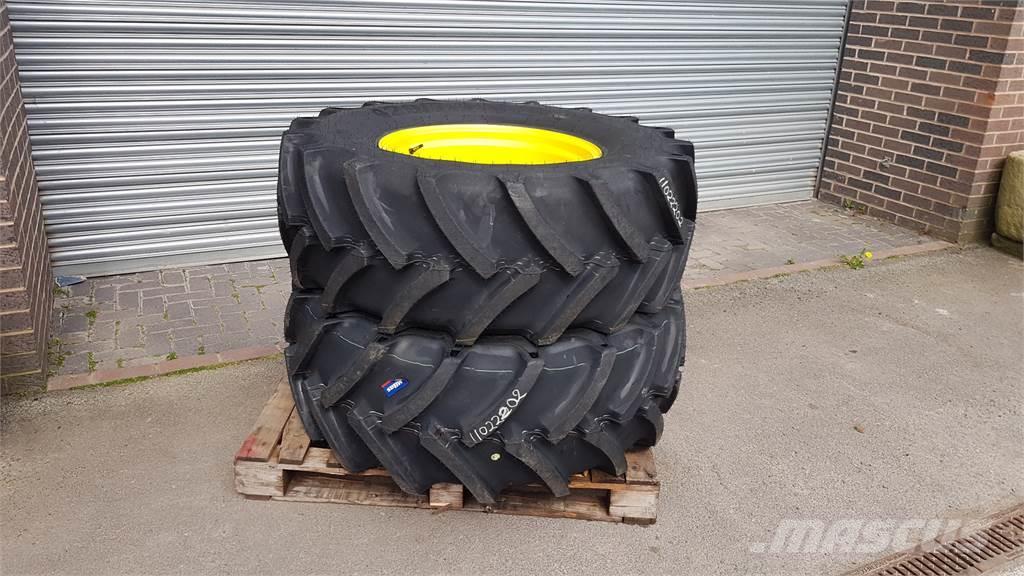 Mitas 420/70 R24 Tyres, wheels and rims