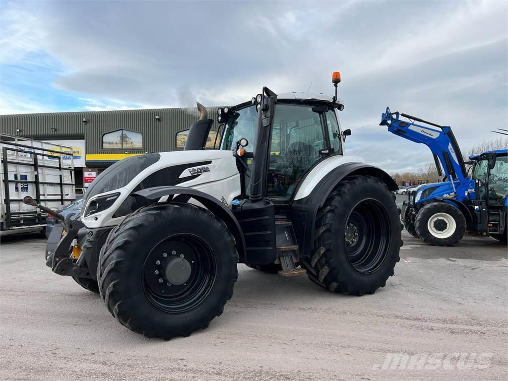 Valtra T234 Tractors