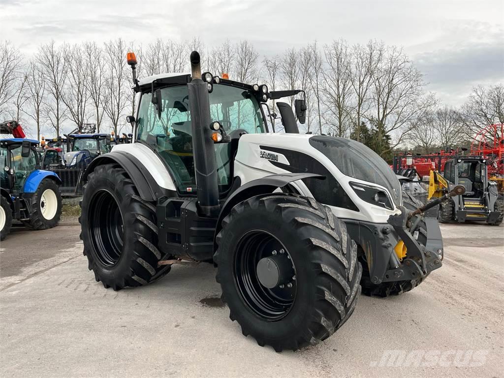 Valtra T234 Tractors