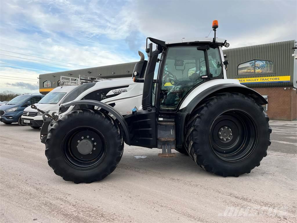 Valtra T234 Tractors