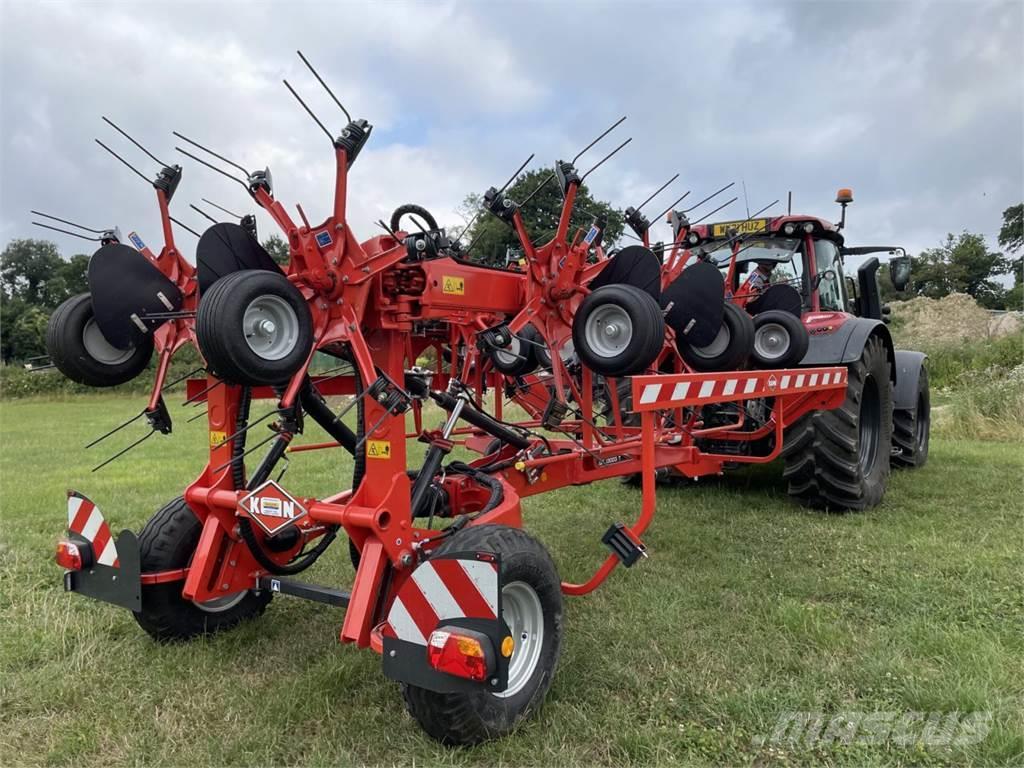 Kuhn GF13003T Tedder Rakes and tedders