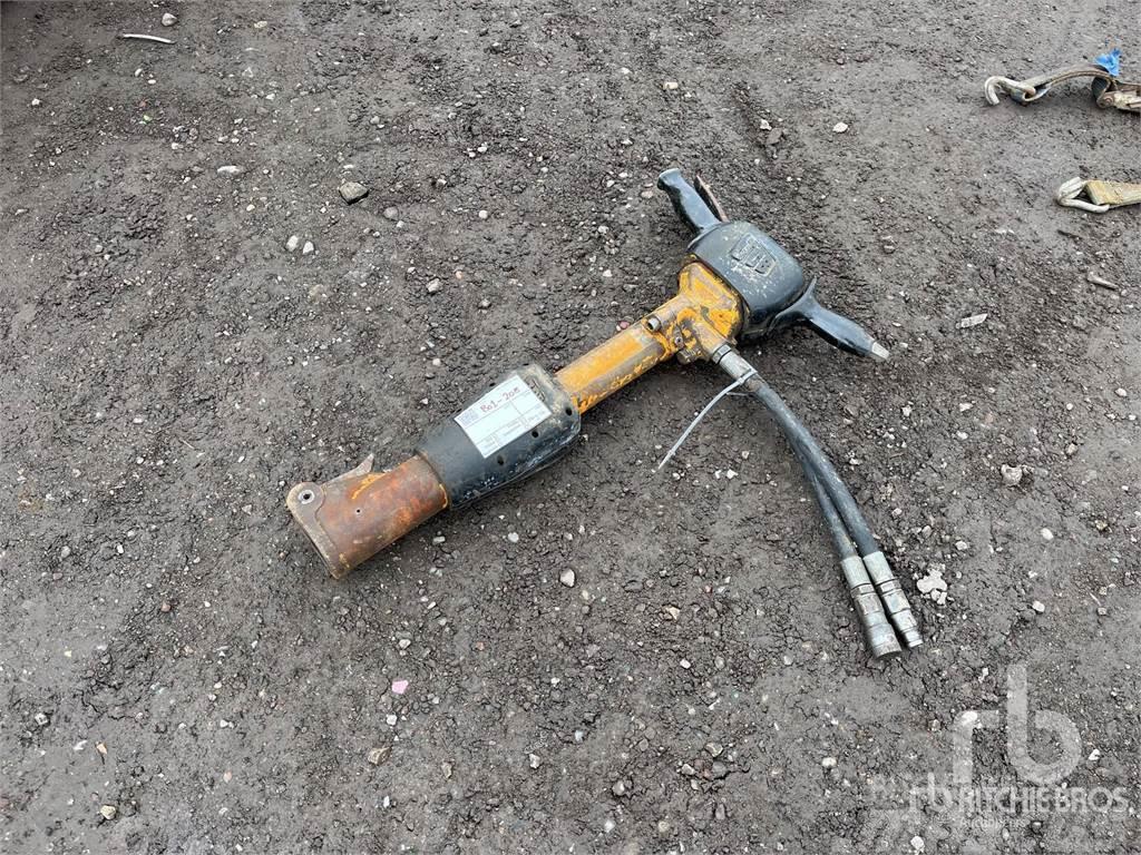 JCB Hydraulic Handheld Hammers / Breakers
