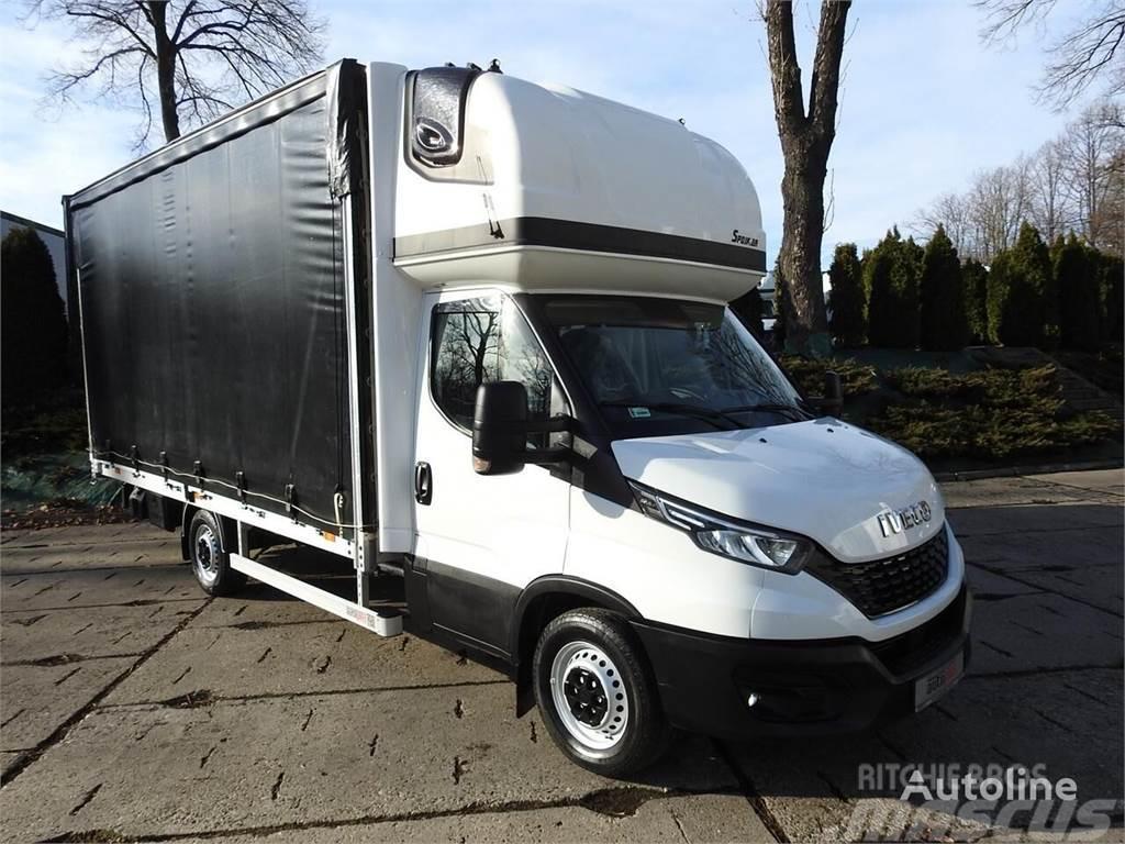 Iveco Daily Curtain side Flatbed / Dropside trucks