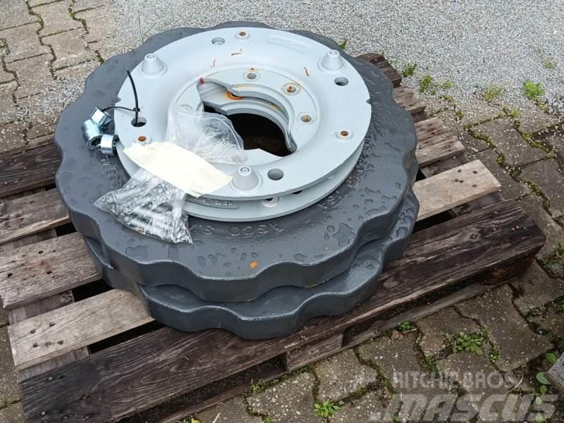 Massey Ferguson Radgewicht 250 kg Tyres, wheels and rims