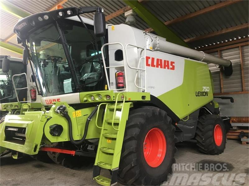 CLAAS LEXION 750 Combine harvesters