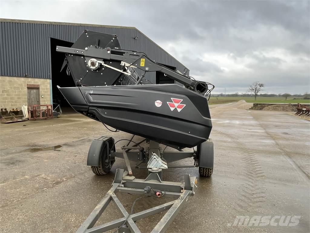 Massey Ferguson SUPERFLOW Combine harvesters