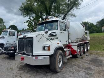 Western Star 4700 SF