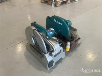 Makita of (2) Makita Circular Saw