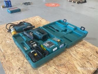 Quantity of (2) Hand Tools