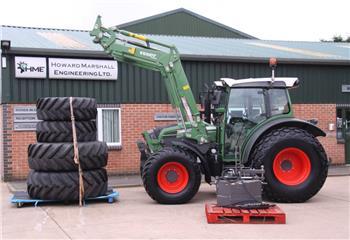 Fendt 211 Vario with front loader, wheels and weight box