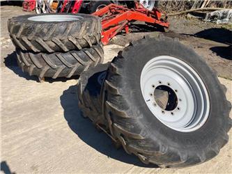 Massey Ferguson Wheels and tyres to suit 6700s series
