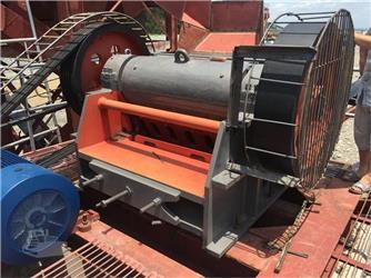 Kinglink PEX250x1200 Jaw Crusher in Shanghai strong frame