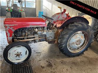 Massey Ferguson TED20 Dismantled: only spare parts