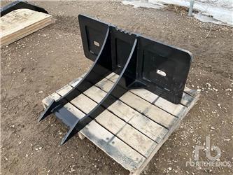  KIT CONTAINERS 36 in Skid Steer Ripper