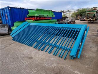  New / Un-Used Powerscreen 14ft Tipping Grid