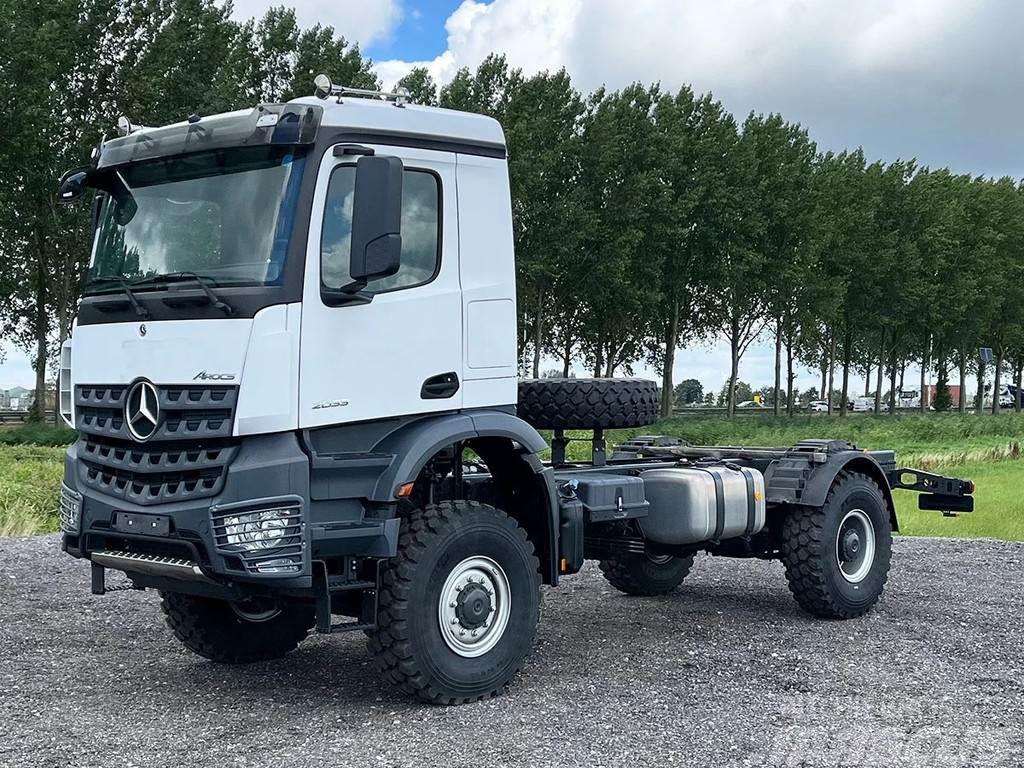 Mercedes-Benz Arocs 2033-A Chassis Cabin (2 units) Chassis Cab trucks