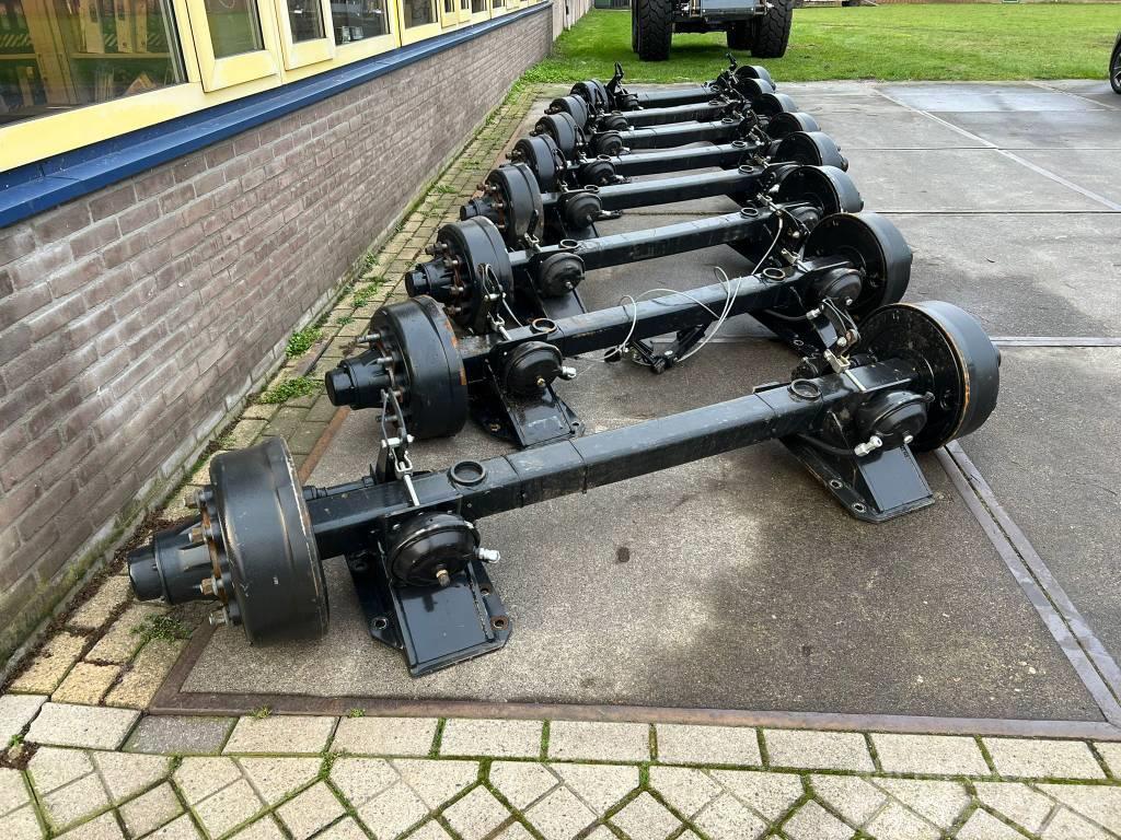  Colaert 8X agriculture axle 110 X 110 210X track w Chassis and suspension