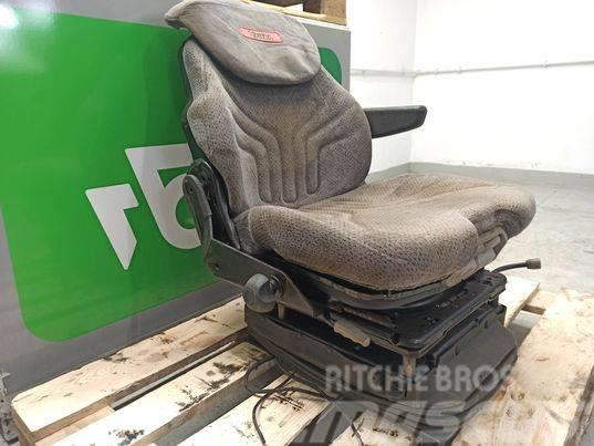 Valtra N 163 chair Cabins and interior