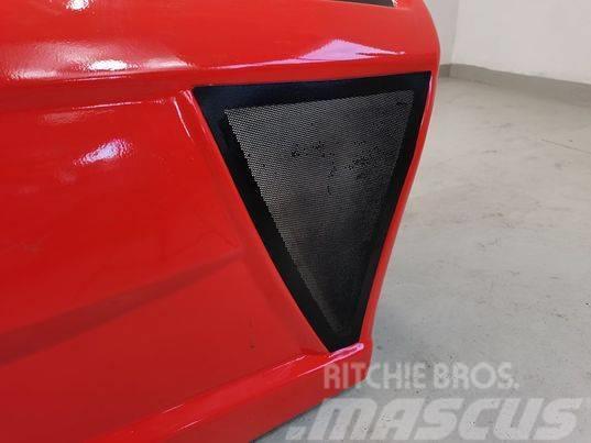 Manitou MLT 840 mask Cabins and interior