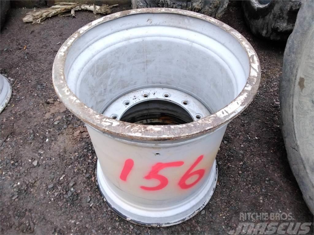 Komatsu 875 28x26,5 Tyres, wheels and rims