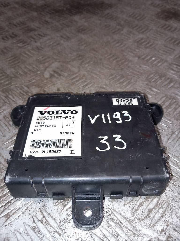 Volvo FH 12 420 20503187 Electronics