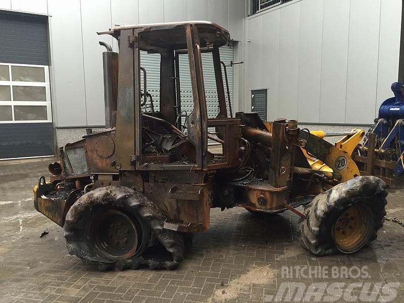 JCB 407 B ZX  (For parts) Wheel loaders