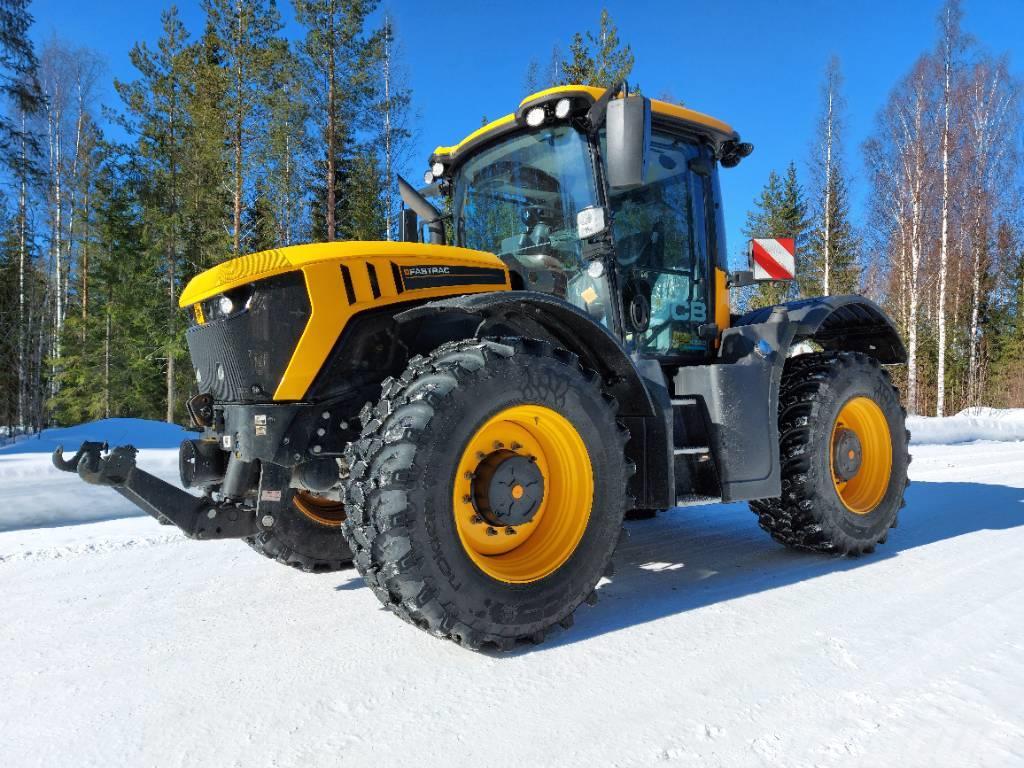 JCB Fastrac 4220 Nordic Edition Tractors