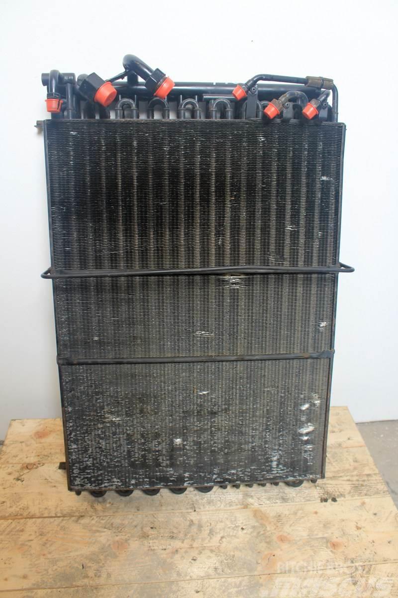 John Deere 7700 Oil Cooler Engines