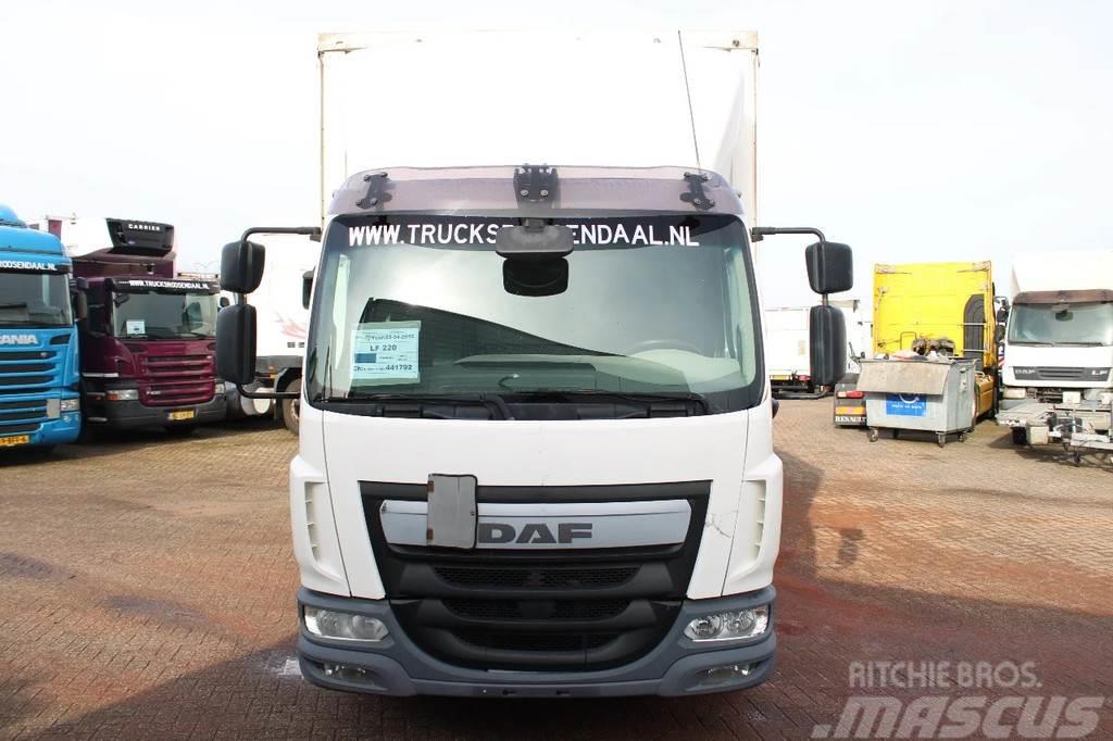 DAF LF 220 + 12T + MANUAL + EURO 6 Curtainsider trucks