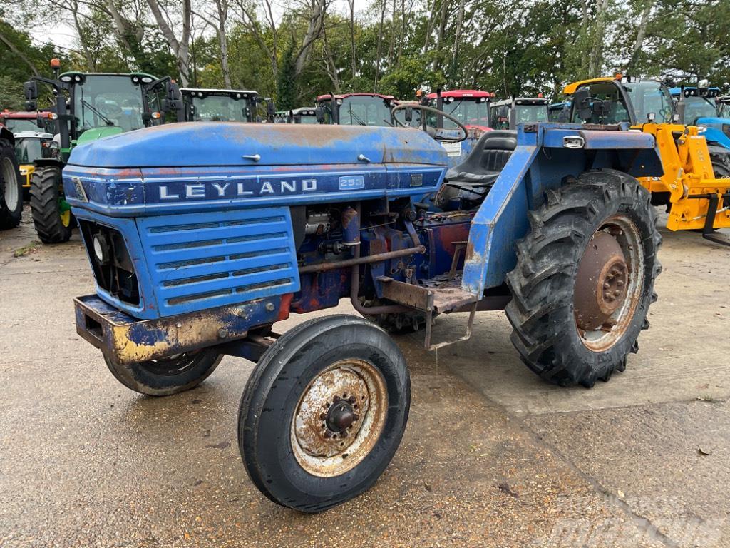 Leyland 253 Tractors