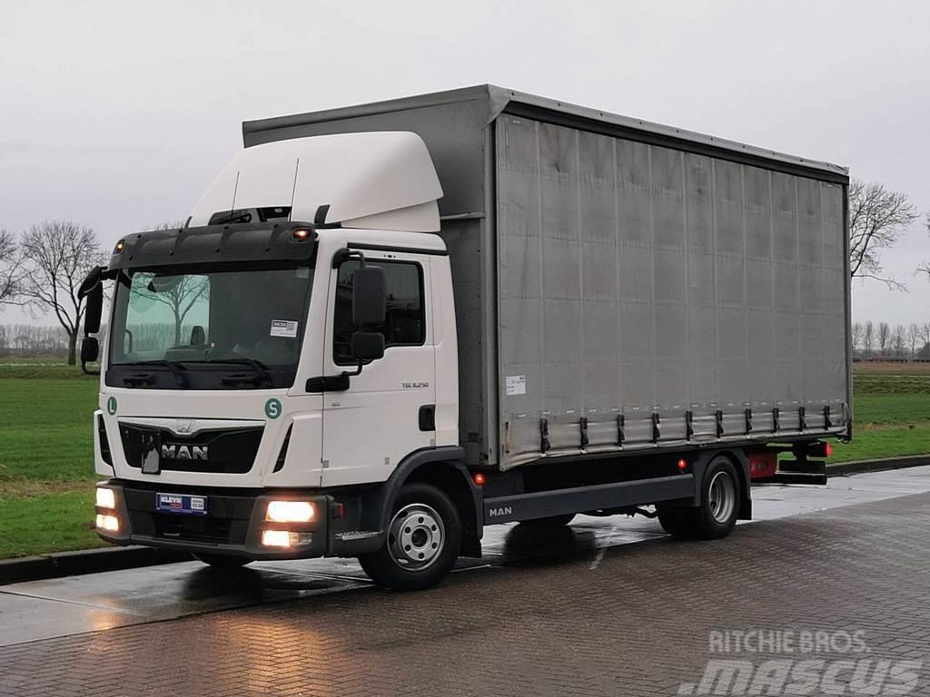 MAN 8.250 TGL manual airco Curtainsider trucks