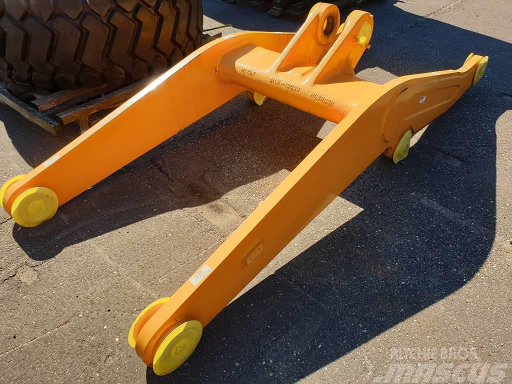 Hyundai Loader boom HL757 Chassis and suspension