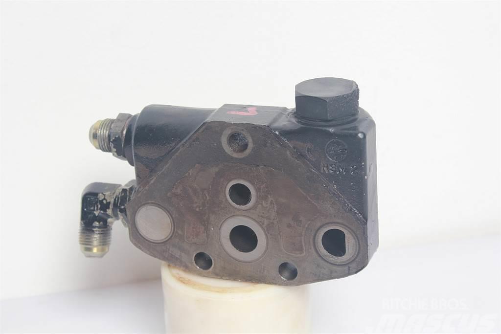 Massey Ferguson 4255 Remote control valve Hydraulics
