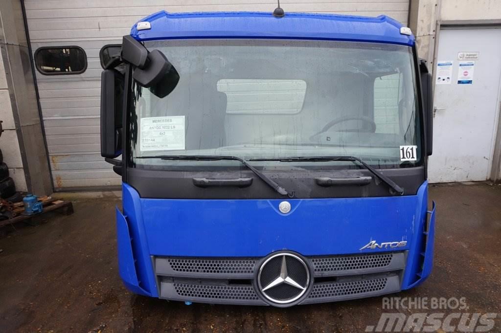 Mercedes-Benz ANTOS S-CAB CLASSICSPACE 320MM MM TUNNEL Cabins and interior