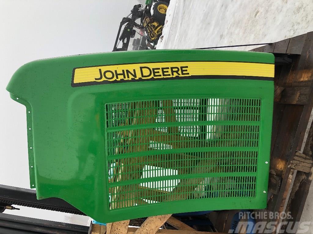 John Deere 1470 G Chassis and suspension