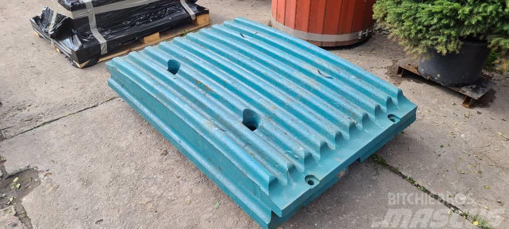 Extec C10 jaw plates wear parts Crushers