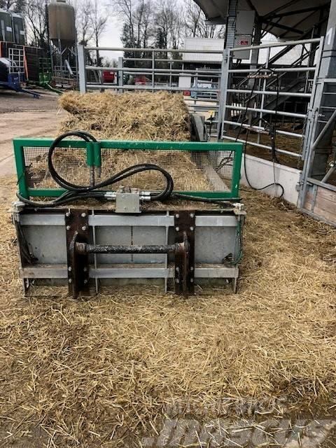  SPREAD A BALE BALE SPREADER Bale shredders, cutters and unrollers